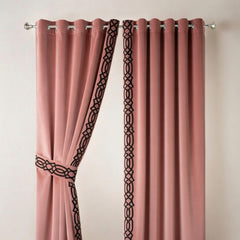 Inner Elegance Velvet Curtains – Velvet Curtains Pakistan for Living Room & Bedroom | INTERIORFITS (Black, Golden, Green, Pink)